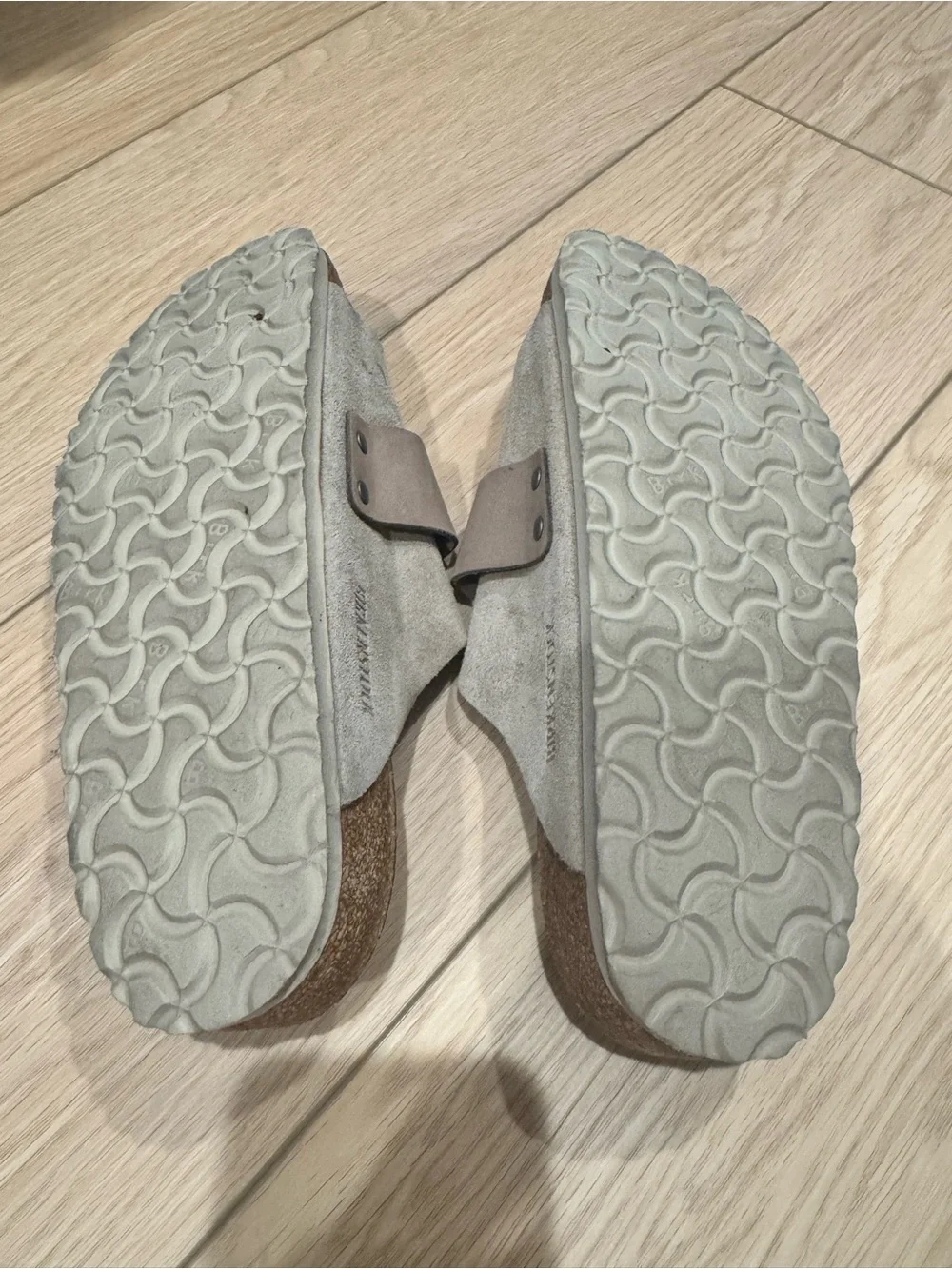 Birkenstock Kyoto Women's Suede Sandals in Light Gray and Taupe 38